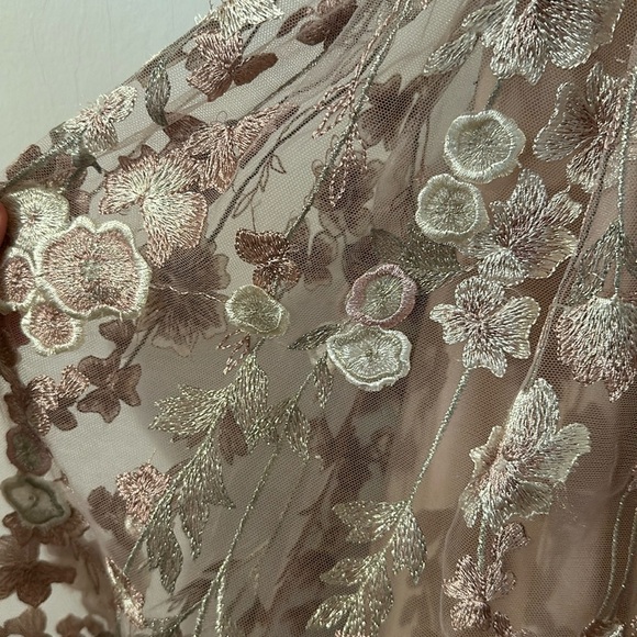 Floral light Pink Gown - Picture 7 of 7